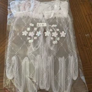 Girls gloves